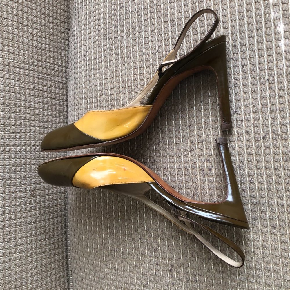 Chanel Women's Multicolor Patent Sandals. In good - Picture 7 of 12